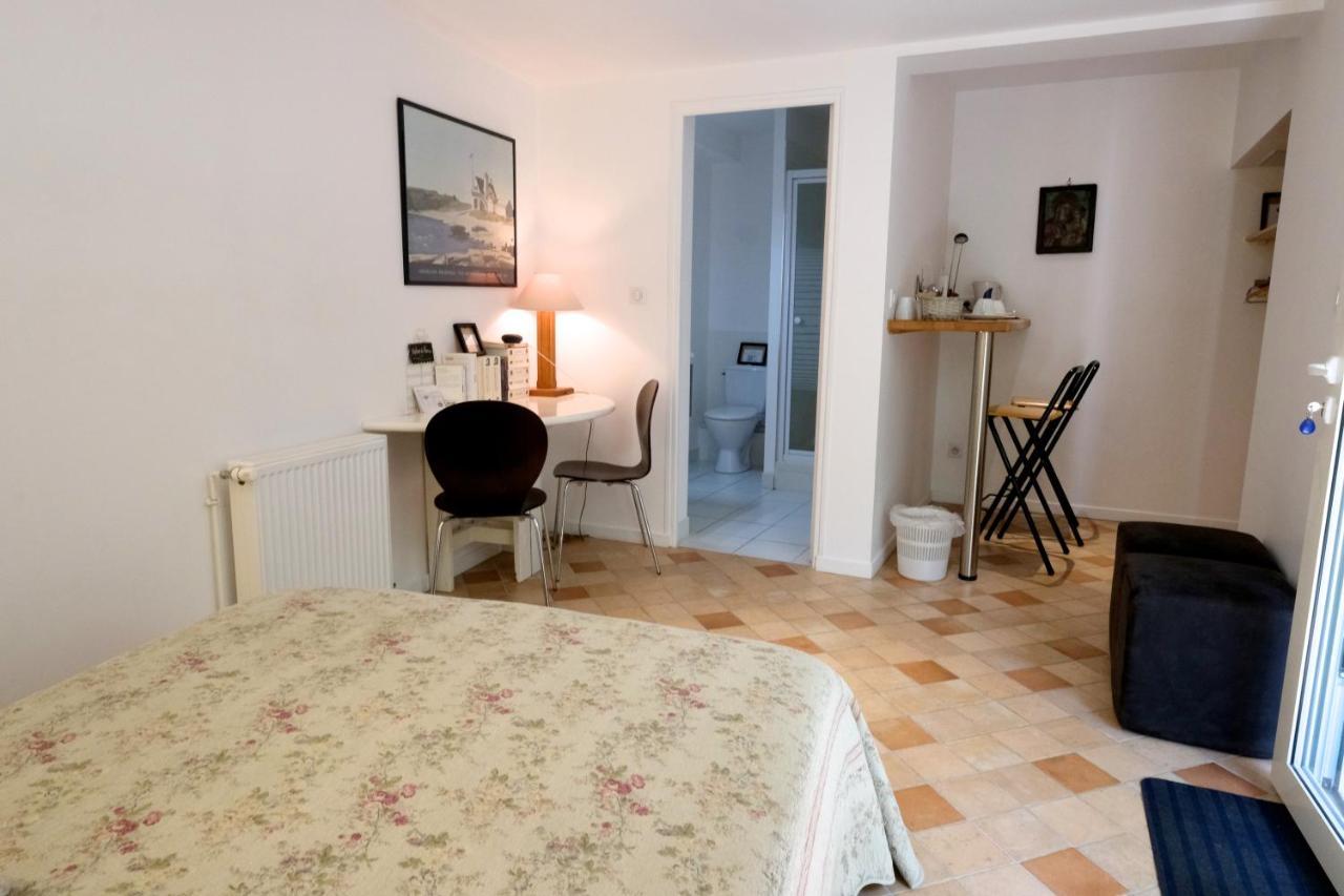 Bed and Breakfast Le 3 Rue Grande Море-сюр-Луан Экстерьер фото